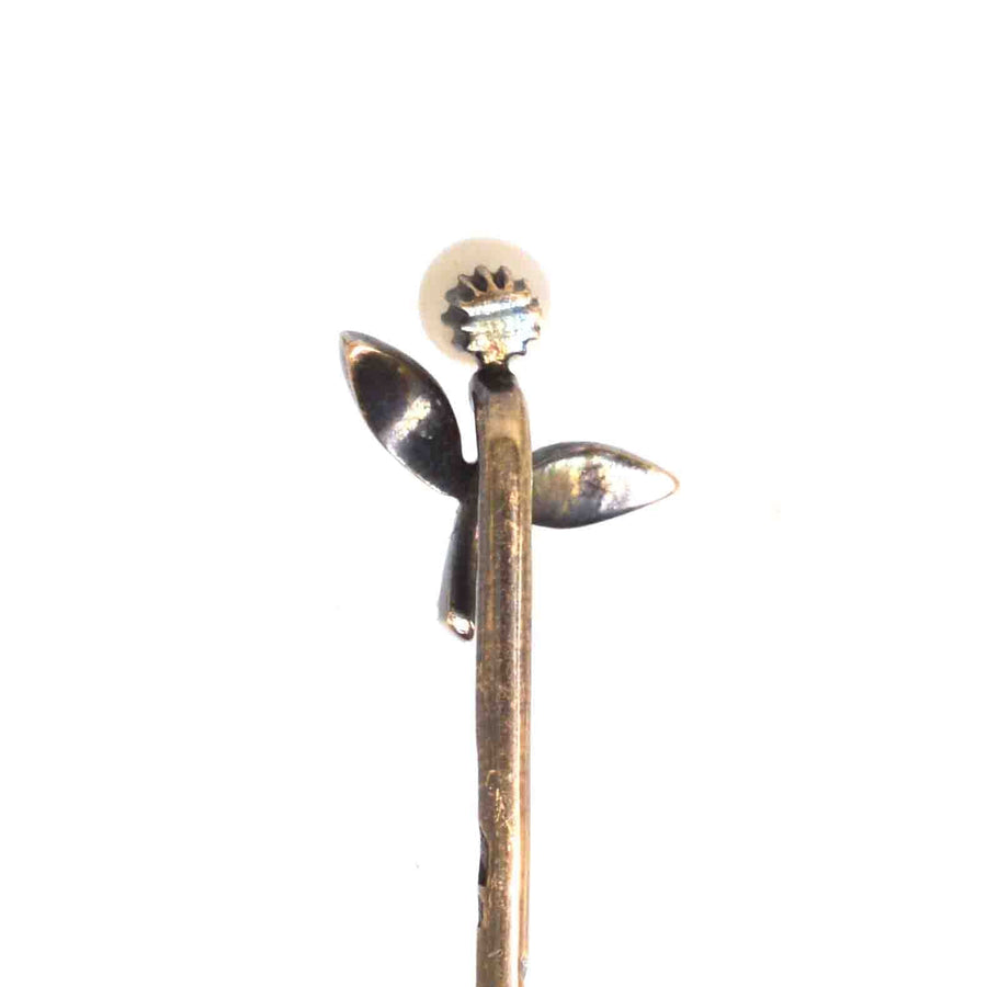 Austro-Hungarian 14ct gold tie pin featuring a pearl and rose cut diamond floral design.