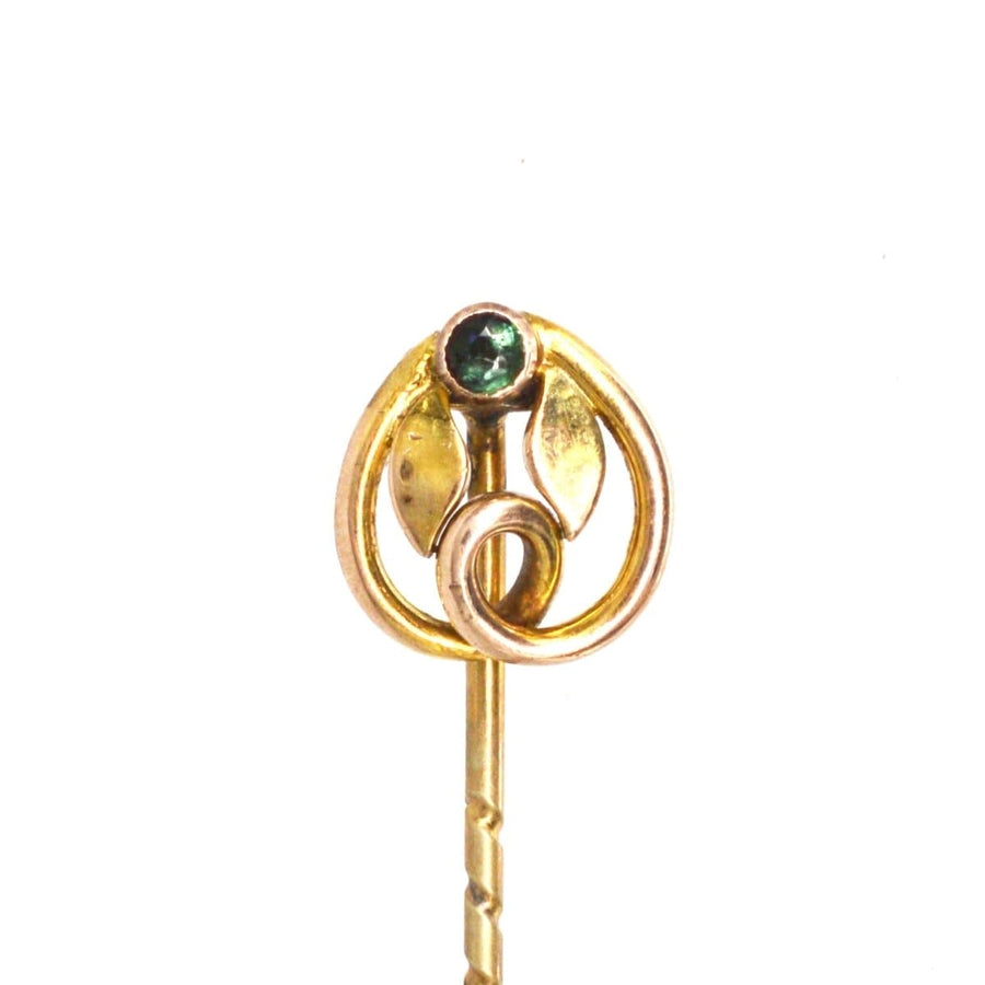 Art Nouveau 9ct Green Garnet Topped Doublet Tie Pin with Leaves | Parkin and Gerrish | Antique & Vintage Jewellery