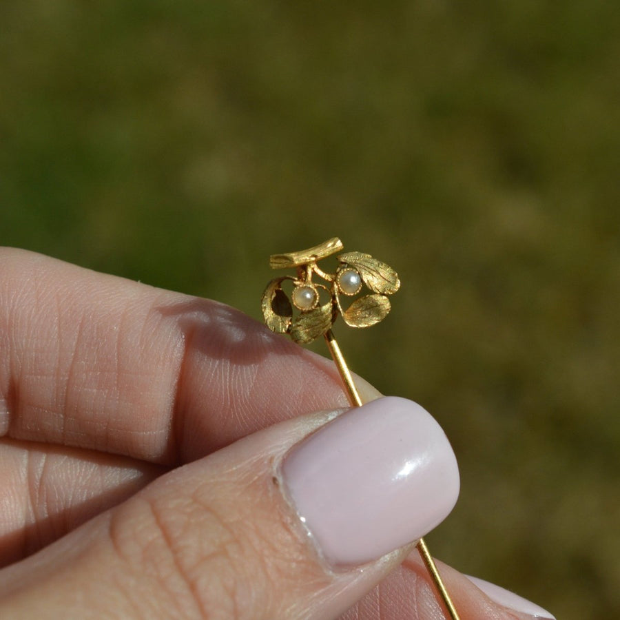 French Late 19th Century 18ct Gold Mistletoe Pearl Tie Pin