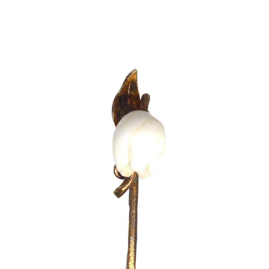 Rare Regency 9ct gold tie pin with carved white coral Lily of the Valley flower detail.