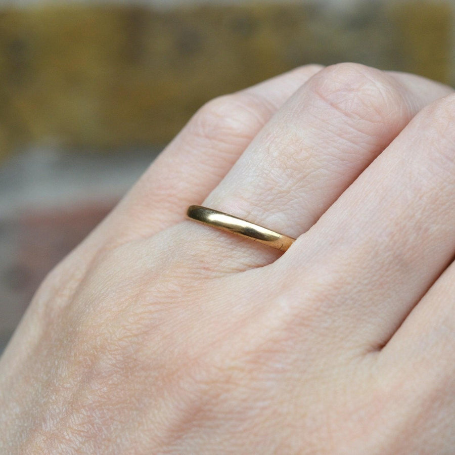 1940s 9ct Gold Wedding Ring (2.5mm) | Parkin and Gerrish | Antique & Vintage Jewellery