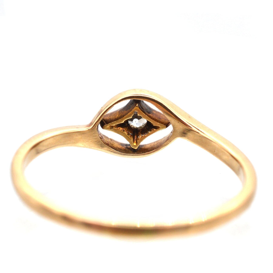 Art Deco 18ct Gold Diamond Ring with a Star Motif | Parkin and Gerrish | Antique & Vintage Jewellery