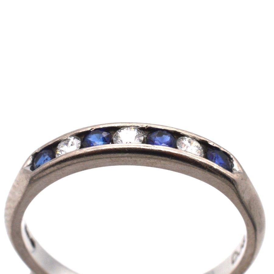 Vintage 18ct white gold half eternity ring with royal blue sapphires and diamonds, Deco style from the 1960s.