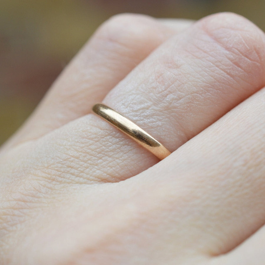 Art Deco 1937 9ct Gold Wedding Ring (2.2mm) | Parkin and Gerrish | Antique & Vintage Jewellery