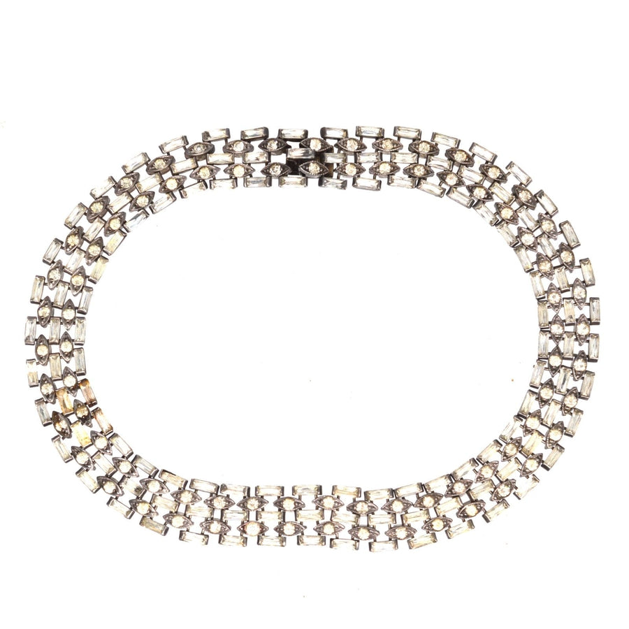 Art Deco silver paste choker necklace, elegantly designed for a refined neck, inspired by Edwardian era style.