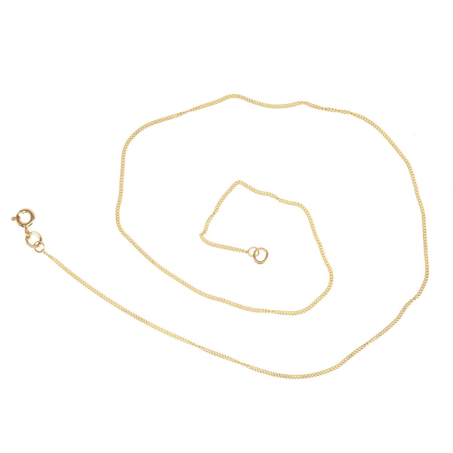 Contemporary 9ct gold curb chain, 20 inches long, polished finish, suitable for everyday wear, crafted in the UK.