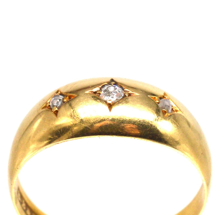Edwardian 18ct gold gypsy ring with three diamonds, hallmarked Chester 1897.
