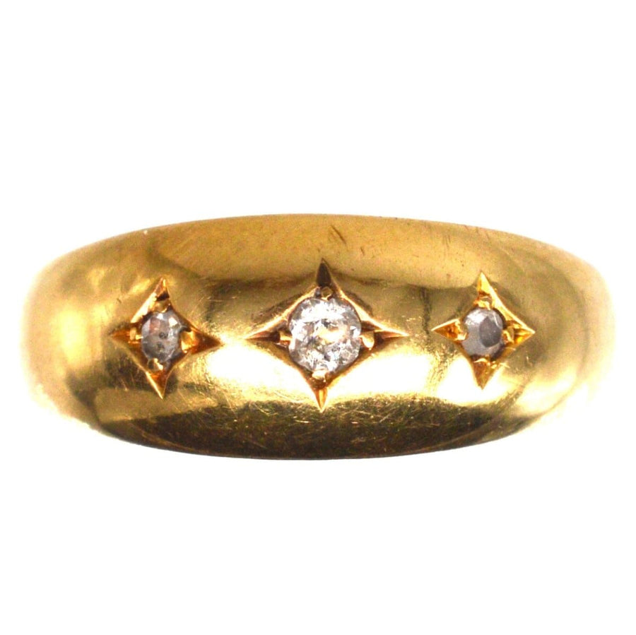 Edwardian 18ct gold three stone diamond Gypsy ring, hallmarked Chester 1897, featuring modern design elements.