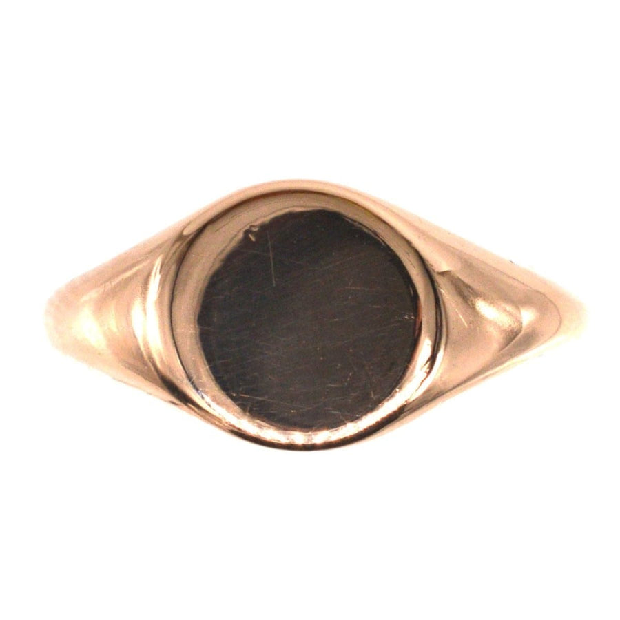 Edwardian 18ct rose gold plain signet ring, circa 1916, perfect for engraving and in excellent condition.