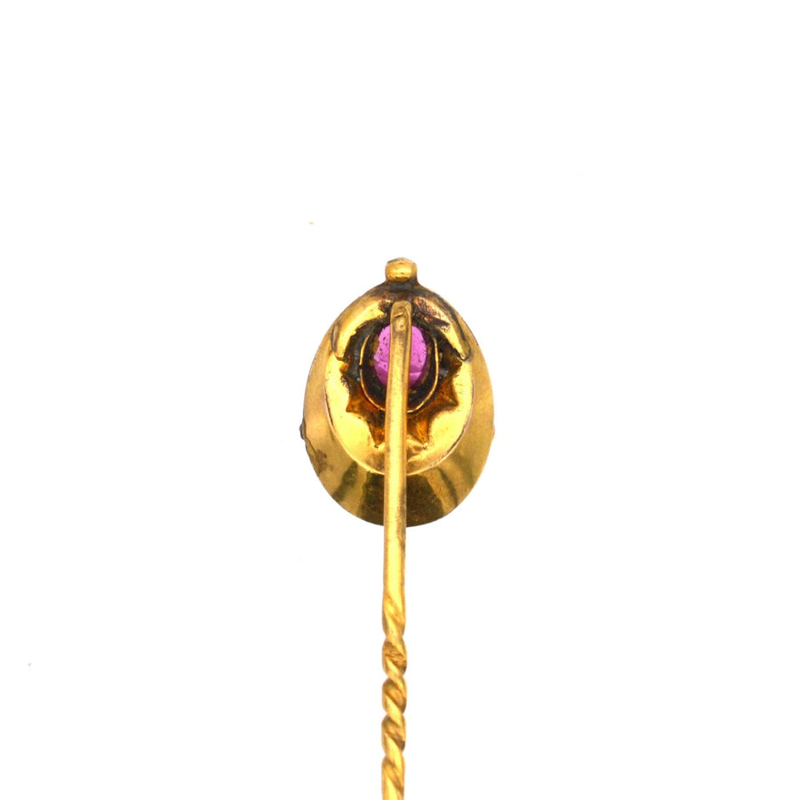 Late Victorian gold tie pin with red paste stone, circa 1890-1900, elegantly designed, perfect for formal occasions.