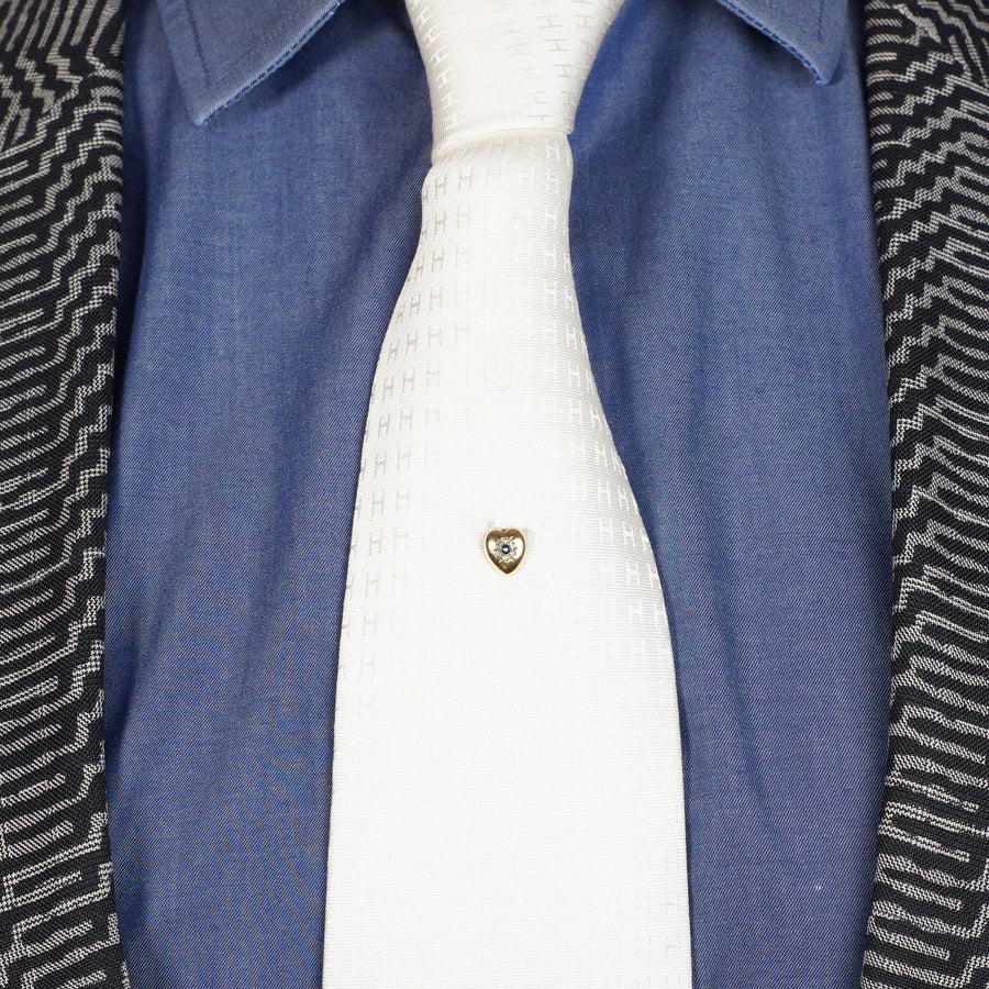 Victorian 15ct gold heart tie pin featuring sapphire and diamond, ideal for gifts or Valentine's Day.